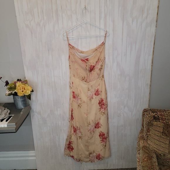 Lulu's Floral Print Dress Small - Picture 2 of 2